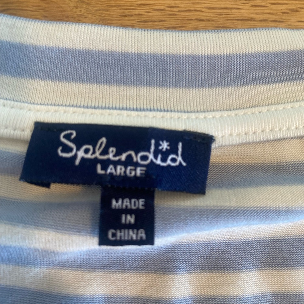 Splendid Light Blue and White Striped Top Tee Women’s Large Preloved - Picture 2 of 6